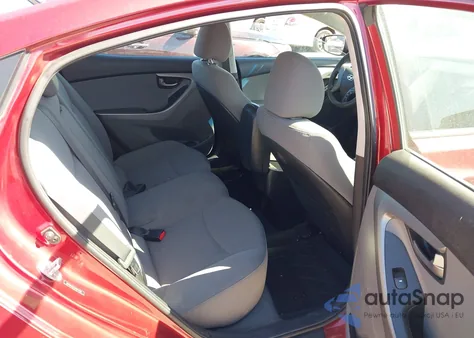 2014 Hyundai Elantra Se z USA, uszkodzony, nr VIN 5NPDH4AE5EH517638